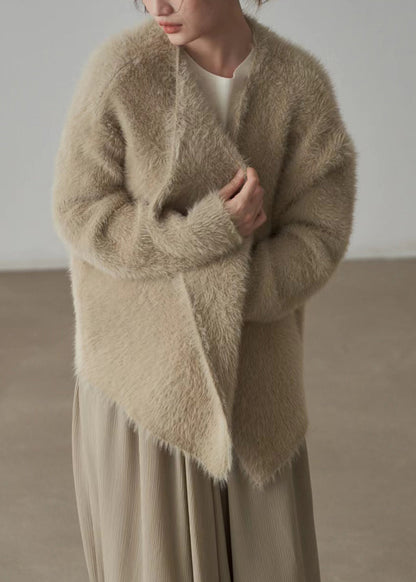 Classic Vintage Cardigan with a Flattering Fit