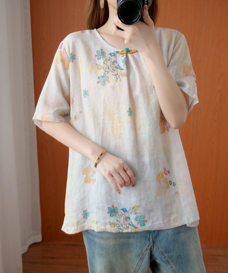 Beautifully Crafted Blouse in a Classic Style