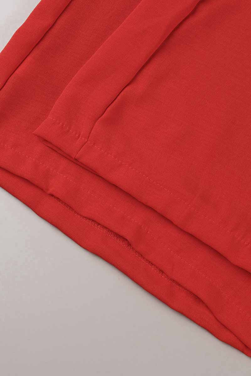 Sophisticated Garment with a Clean Classic Look