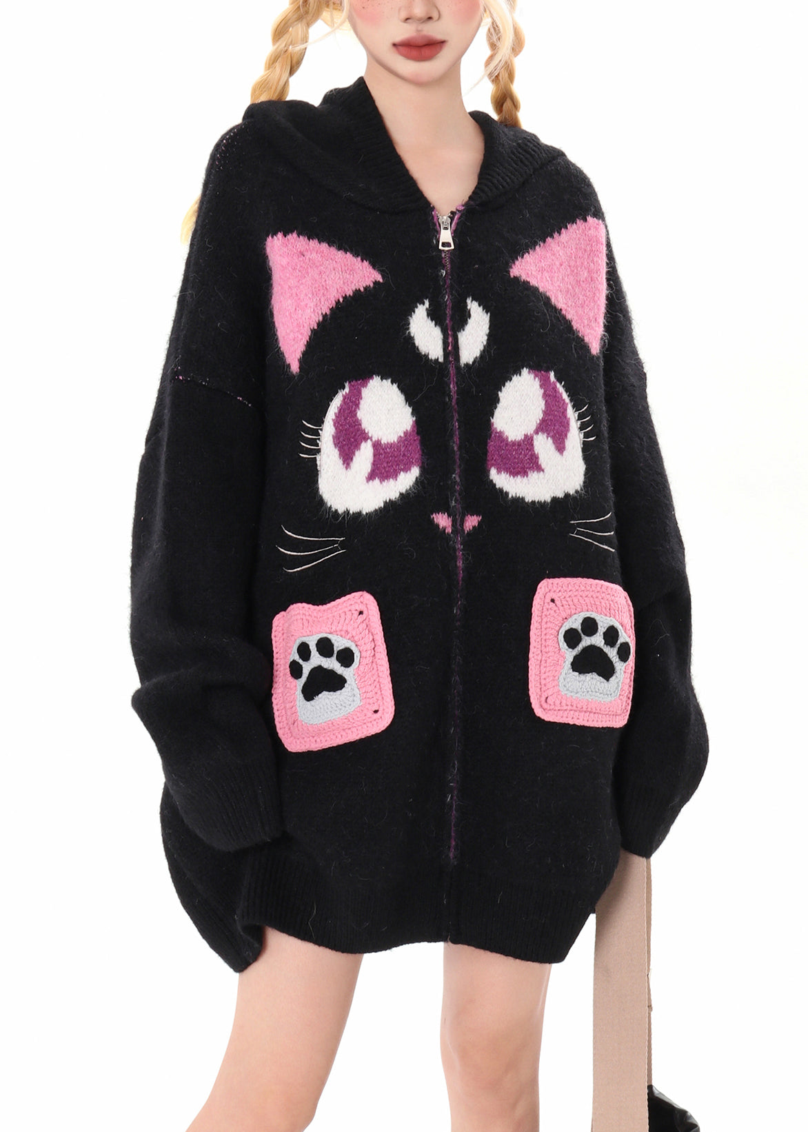 Classic Vintage Cardigan with a Flattering Fit