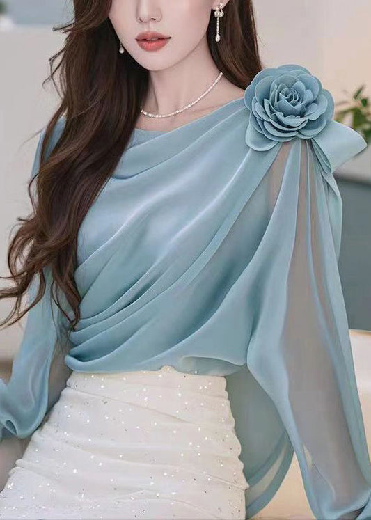 Classic Vintage Shirt with a Flattering Fit