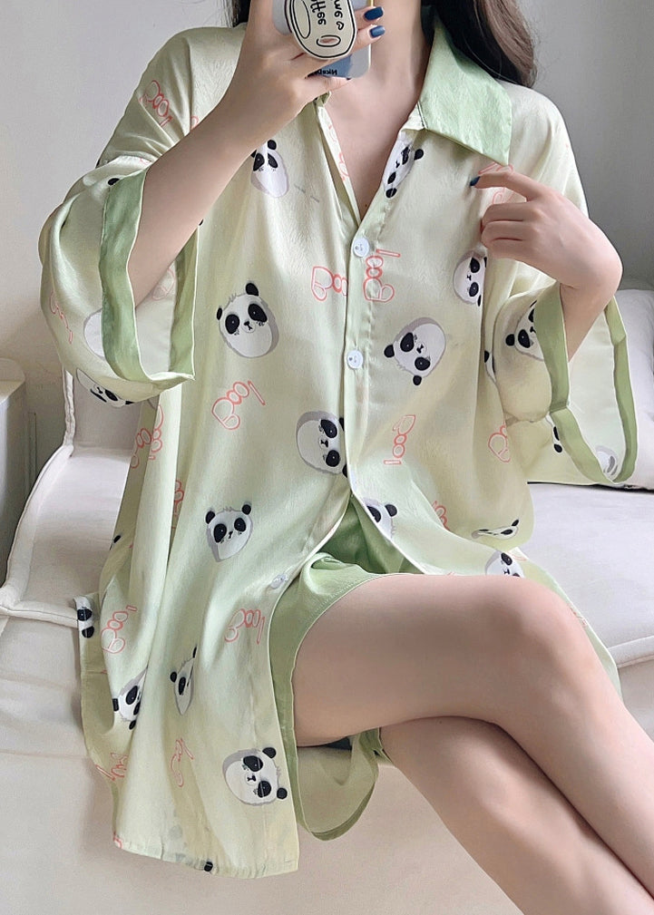 Beautiful Set with Unique Style