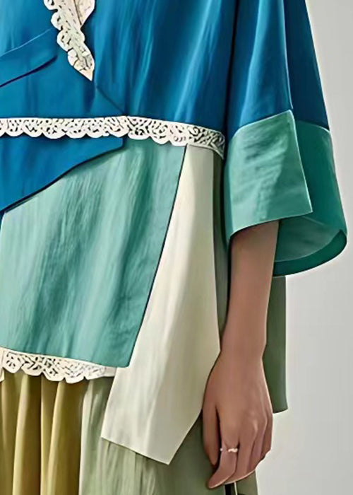 Sophisticated Blouse with a Clean Classic Look