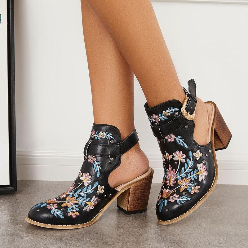 Chic Orthopedic Sandals with Unique Design