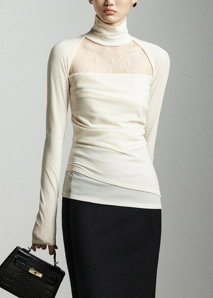 Effortlessly Elegant Top with a Timeless Design
