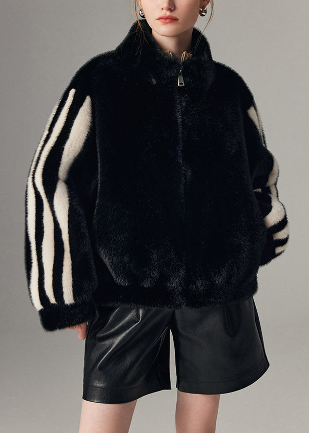 Sophisticated Coat with a Clean Classic Look