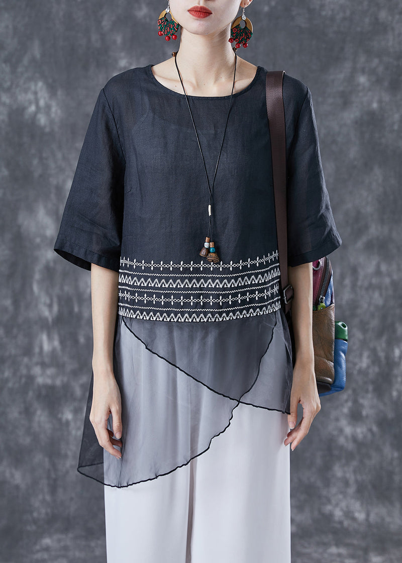 Effortlessly Elegant Top with a Timeless Design