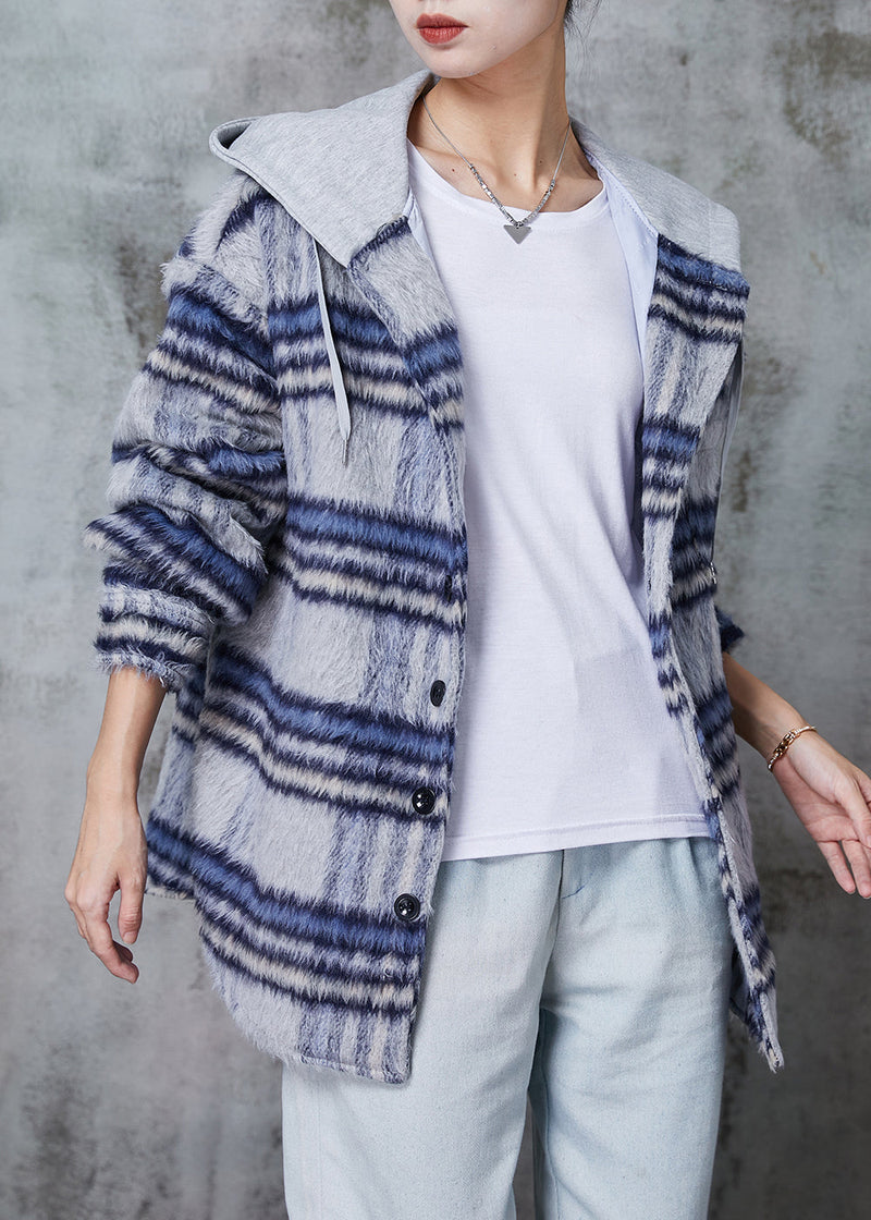 Gracefully Styled Coat for Any Occasion