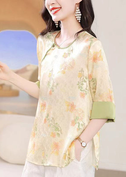 Beautifully Finished Top in a Timeless Design