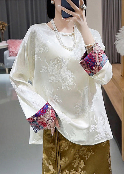 Beautifully Finished Blouse in a Timeless Design
