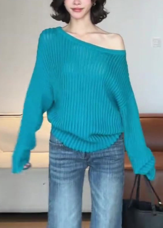Effortlessly Elegant Sweater with a Timeless Design