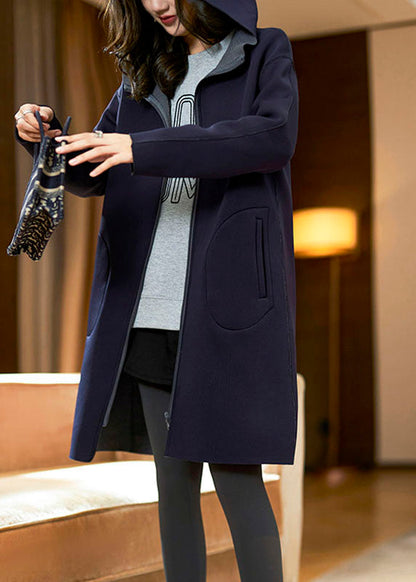 Well Tailored Coat with a Graceful Silhouette