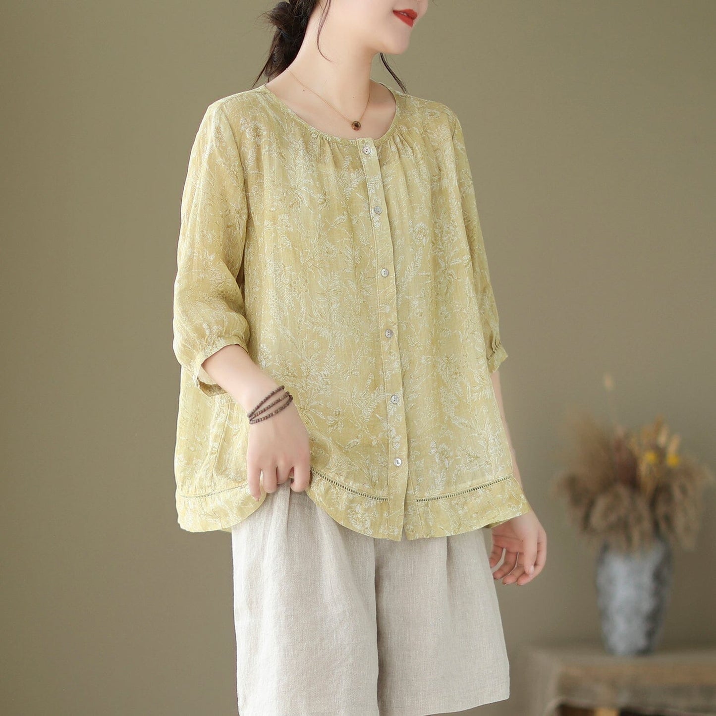 Gracefully Styled Blouse for Any Occasion
