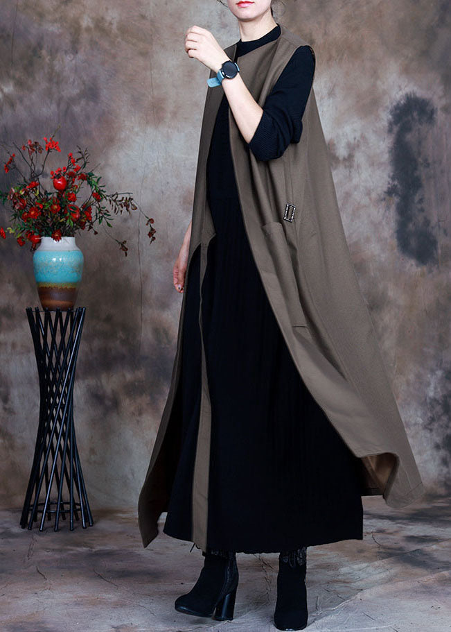 Effortlessly Elegant Garment with a Timeless Design