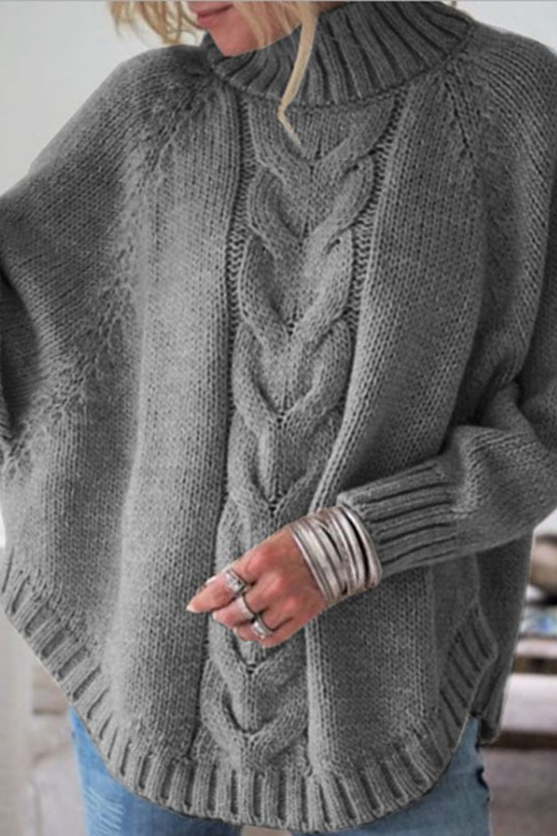 A Vintage Style Top with Delicate Timeless Details