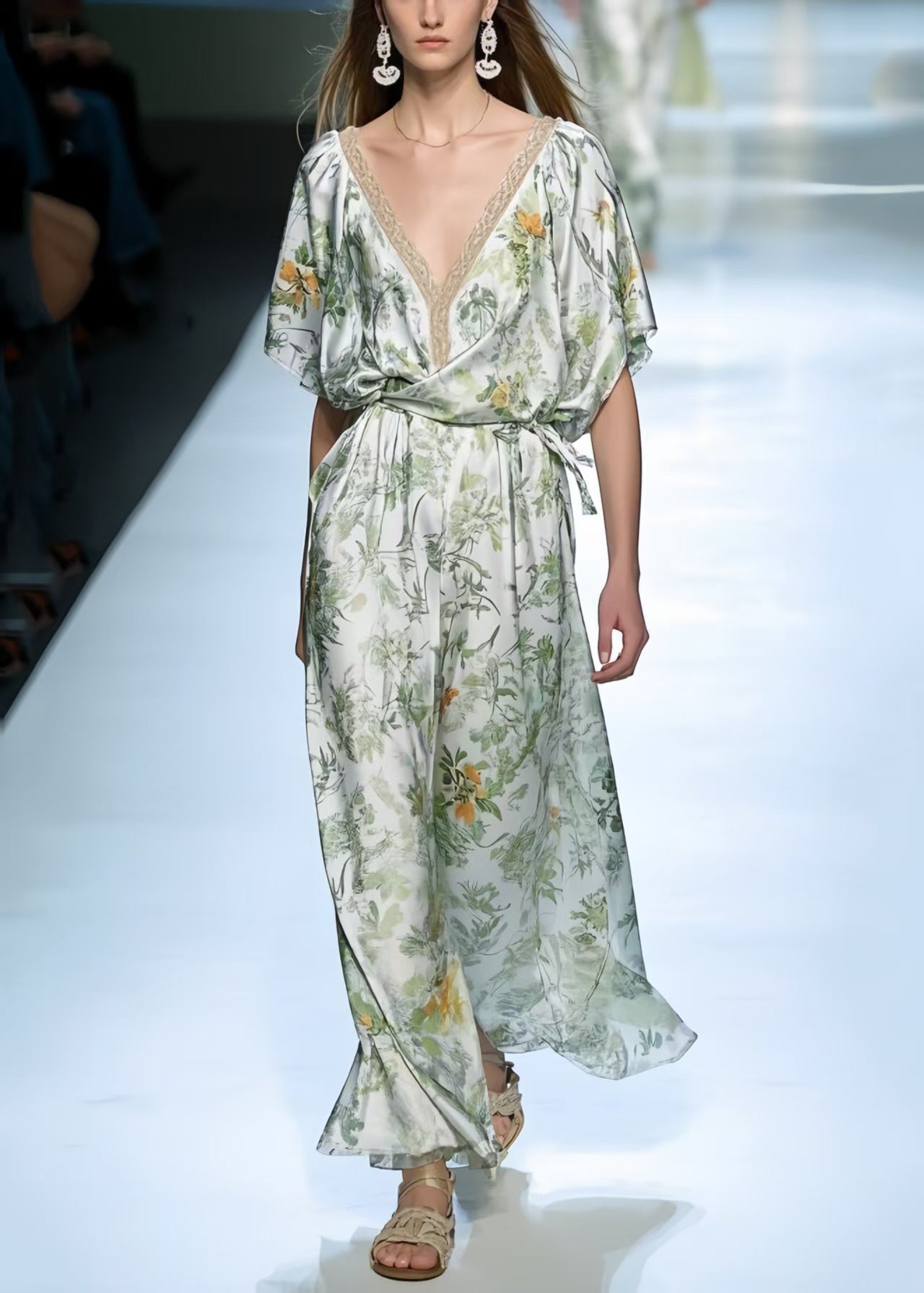 Beautifully Crafted Dress in a Classic Style