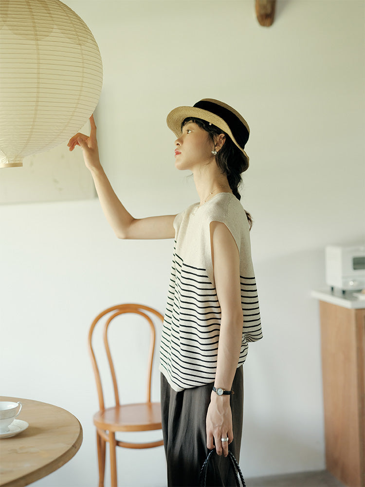 Sophisticated Garment with a Clean Classic Look