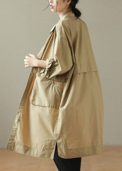 Well Tailored Coat with a Graceful Silhouette