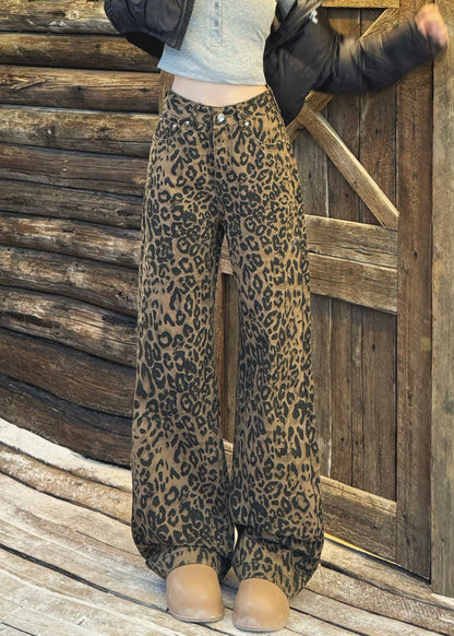 Elegantly Styled Pants for Everyday Wear
