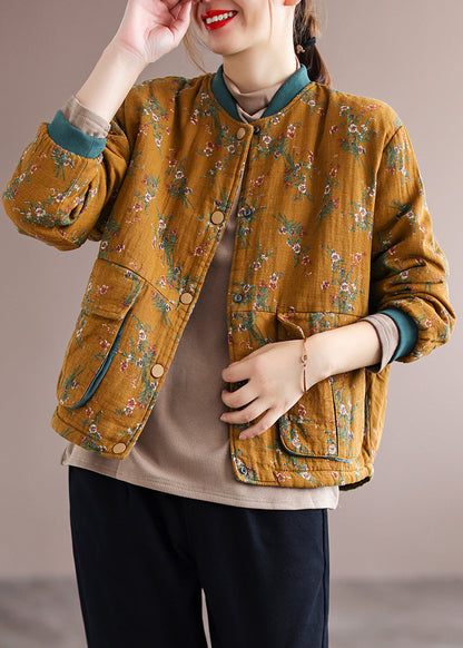 Effortlessly Elegant Jacket with a Timeless Design