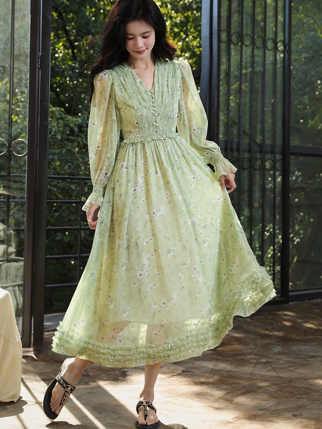 Gracefully Styled Dress for Any Occasion