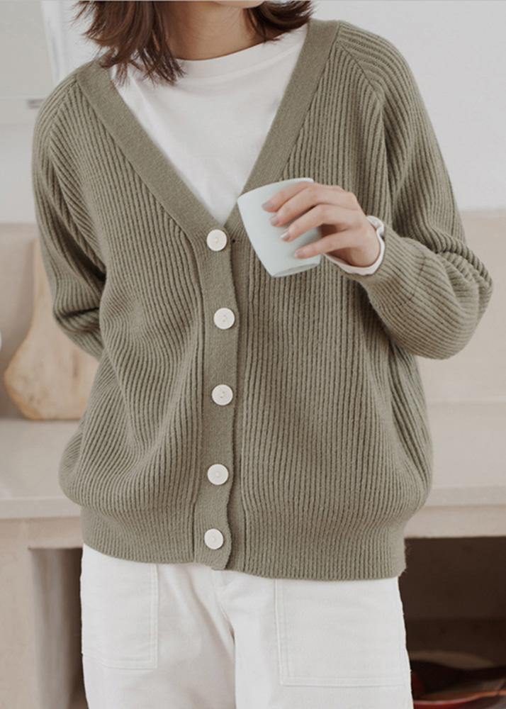 Gracefully Styled Jacket for Any Occasion