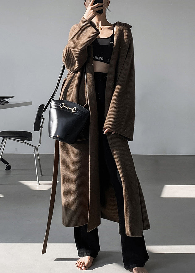 Well Tailored Coat with a Graceful Silhouette