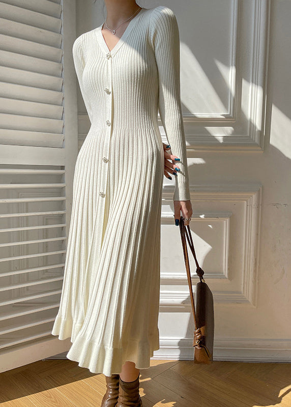 Effortlessly Elegant Sweater with a Timeless Design