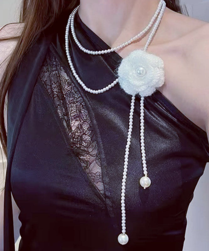 Beautiful Pearl Necklace with Unique Style
