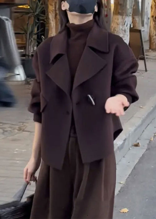 Beautifully Finished Coat in a Timeless Design