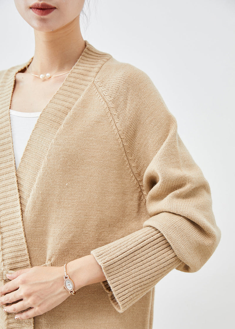 Well Tailored Coat with a Graceful Silhouette
