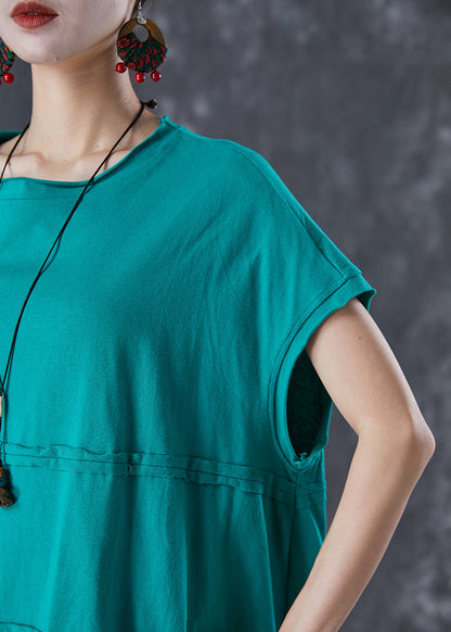 Classic Vintage Top with a Flattering Fit