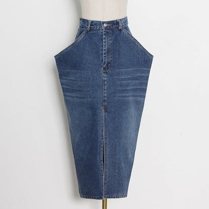 Sophisticated Garment with a Clean Classic Look