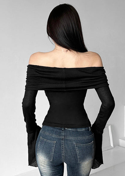 Well Tailored Top with a Graceful Silhouette