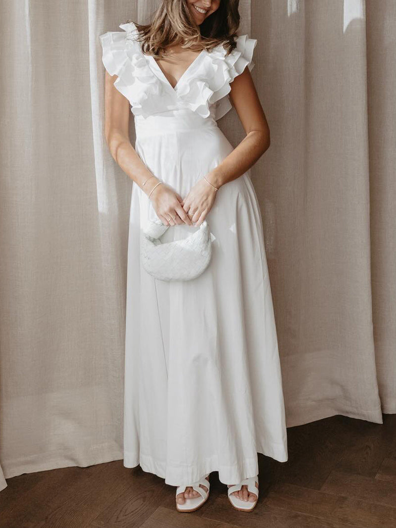 Gracefully Styled Dress for Any Occasion
