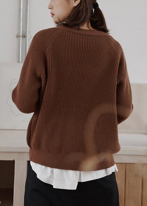 Effortlessly Elegant Top with a Timeless Design
