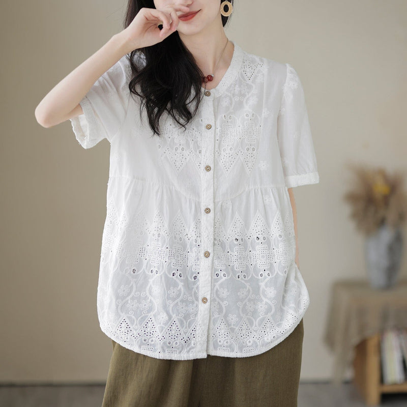Classic Vintage T-Shirt with a Flattering Fit