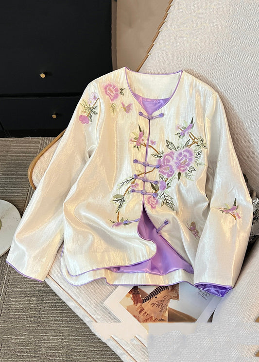 Elegantly Styled Coat for Everyday Wear