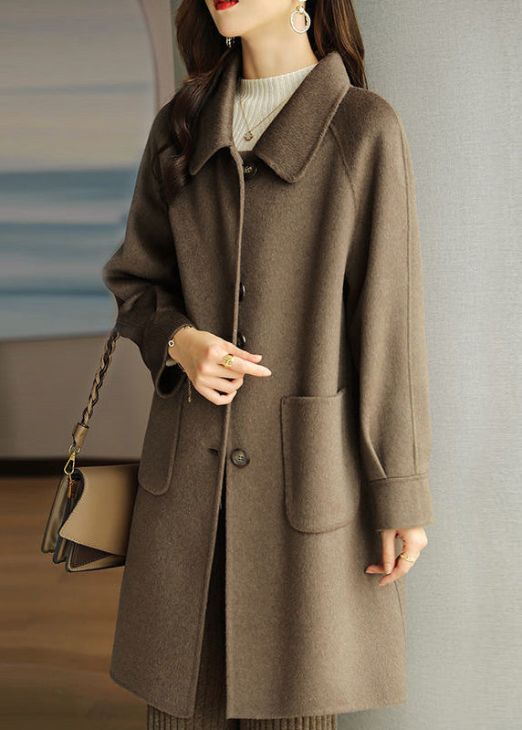 Effortlessly Elegant Coat with a Timeless Design