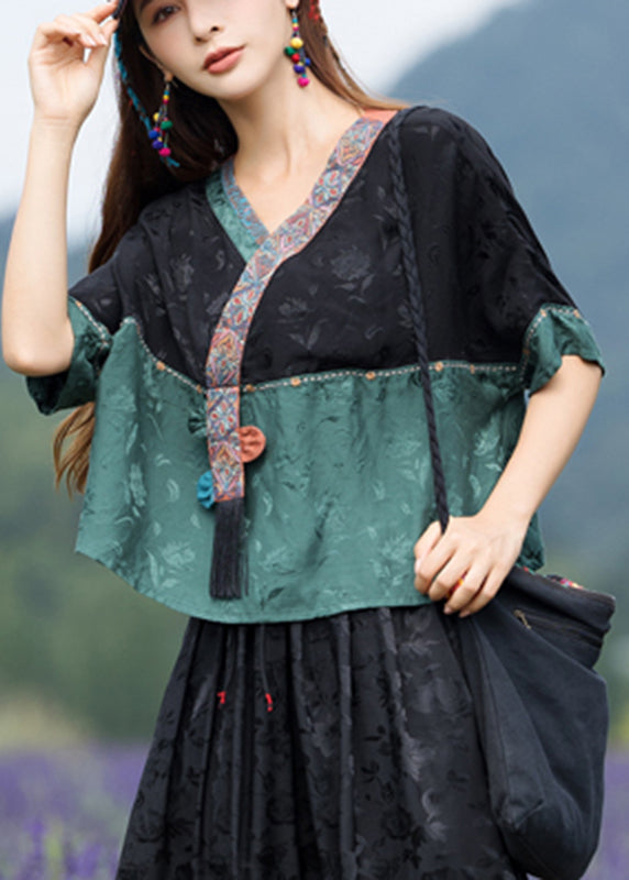 Classic Vintage & Enduringly Stylish Top