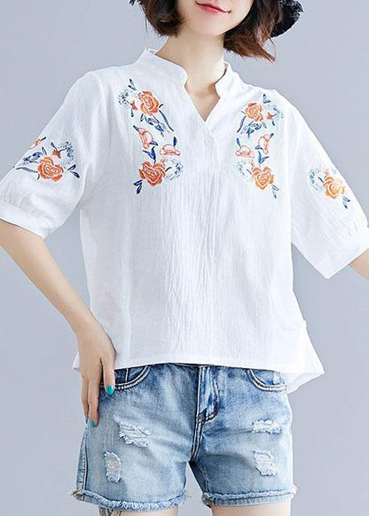 Well Tailored Blouse with a Graceful Silhouette