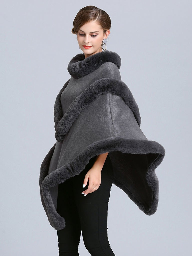 Beautifully Finished Coat in a Timeless Design