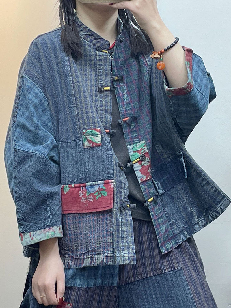 Classic Vintage Shirt with a Flattering Fit