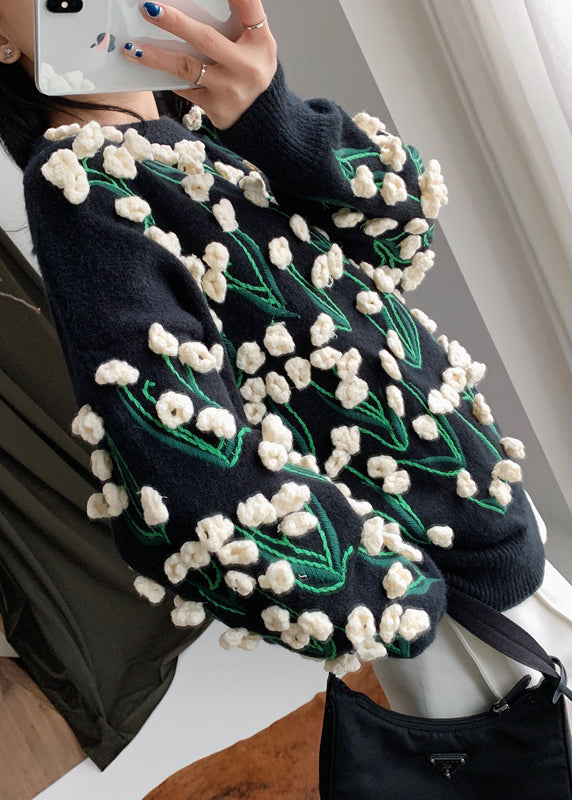 Sophisticated Sweater with a Clean Classic Look