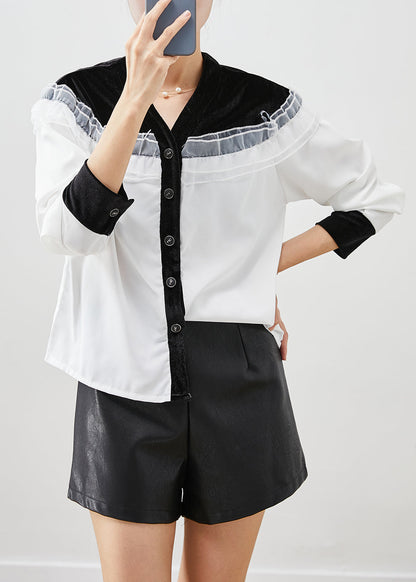 Effortlessly Elegant Shirt with a Timeless Design