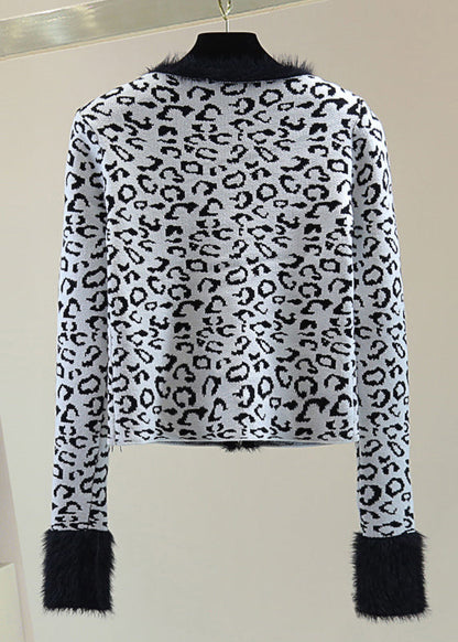 Elegantly Styled Sweater for Everyday Wear