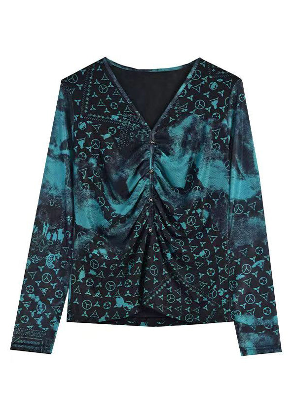 Polished Top with an Effortless Classic Look