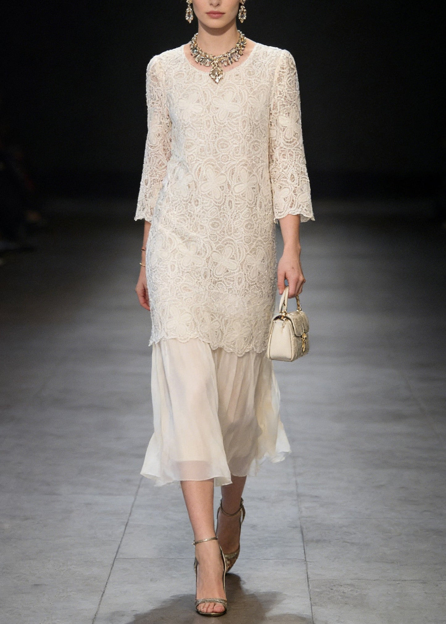 Beautifully Crafted Dress in a Classic Style
