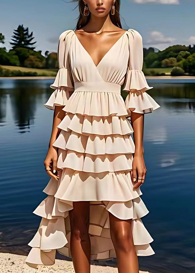 Well Tailored Dress with a Graceful Silhouette