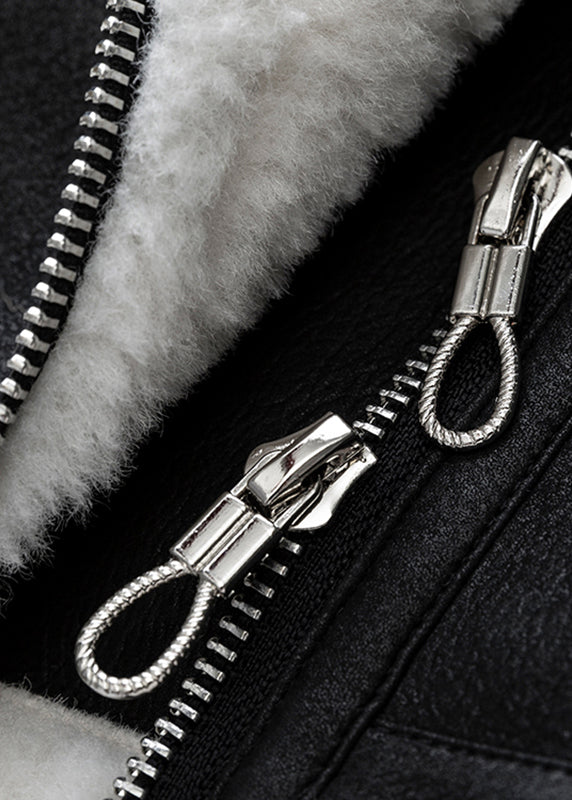 Effortlessly Elegant Coat with a Timeless Design